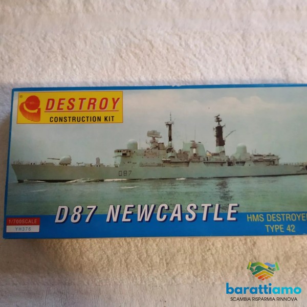 Modellismo - Nave D87 Newcastle Destroy